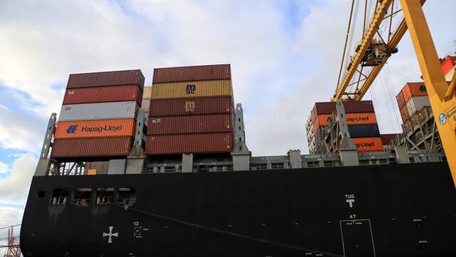 Medida de la Supertransporte ante quejas por la logística en los puertos del país. Colprensa