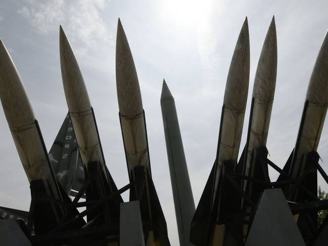 Corea del Norte lanzó un misil de corto alcance