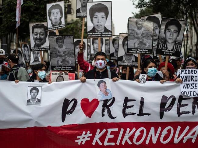 Miles marchan en Perú en rechazo a candidata Keiko Fujimori. Foto: Getty Images