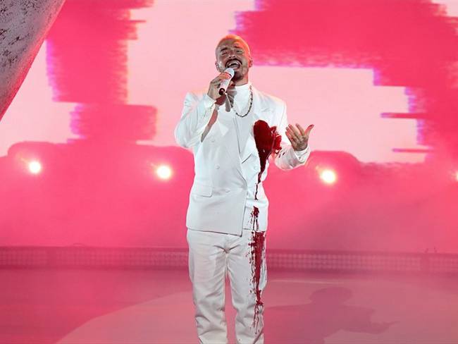 J Balvin, artista colombiano en los Latin Grammy. Foto: Getty Images