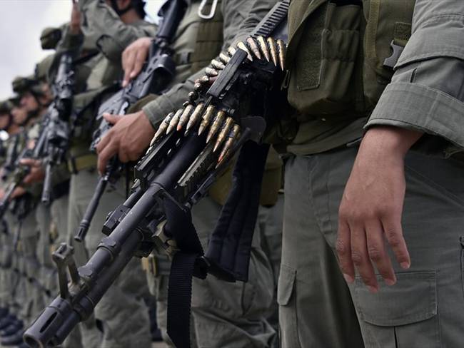 El Ejército Nacional confirmó que un soldado resultó herido con un impacto de su arma de dotación. Foto: Getty Images