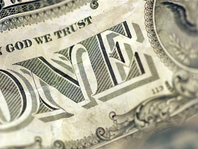 Dólar abre la jornada a $3.750, $53 pesos. Foto: Getty Images