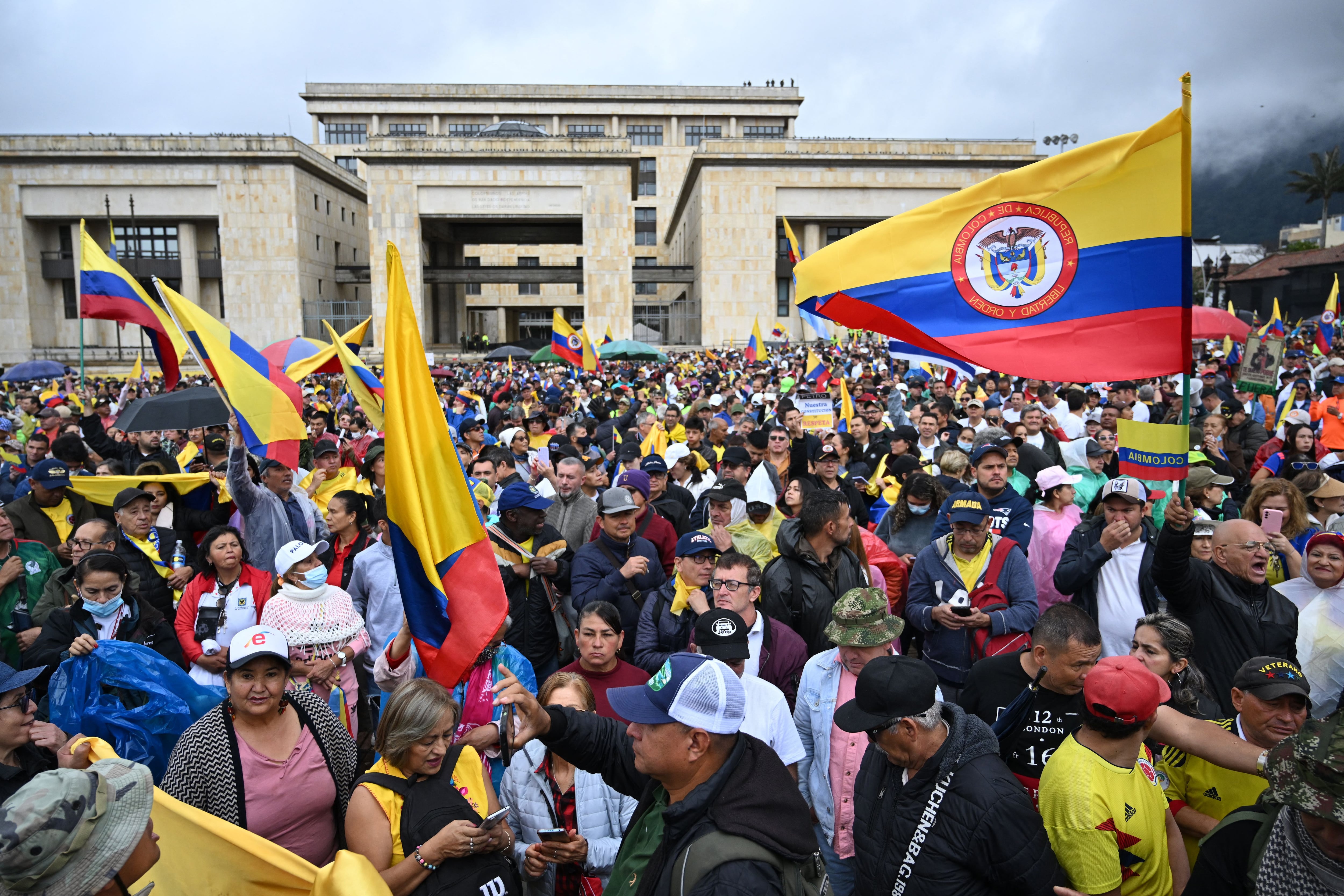 Opinómetro: 58% de los colombianos cree que Gobierno debe moderar su discurso tras marchas