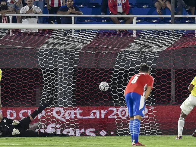 Gol de Juan Guillermo Cuadrado ante Paraguay por Eliminatorias. Foto: NORBERTO DUARTE/AFP via Getty Images