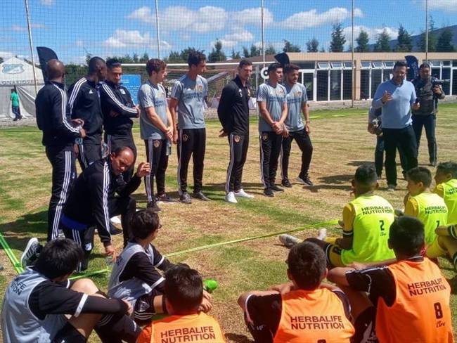 Los consejos de los jugadores del LA Galaxy a los niños colombianos. Foto: Redacción W Radio