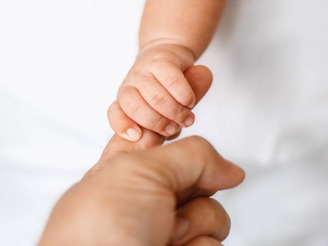 Imagen de referencia de un bebé. Foto: Getty Images / Constantine Johnny