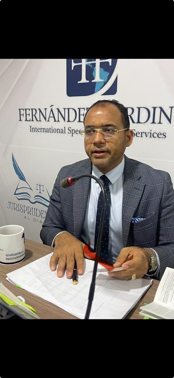 “No se solicitará suspender la audiencia”: abogado Alex Fernández sobre Allan Scalzo