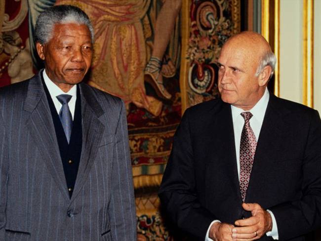 Nelson Mandela y Frederik de Klerk en Sudáfrica. Foto: Getty Images
