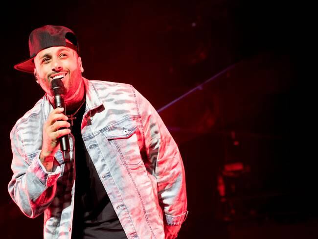 Nicky Jam habla sobre su nuevo sencillo titulado ‘Ojos rojos’