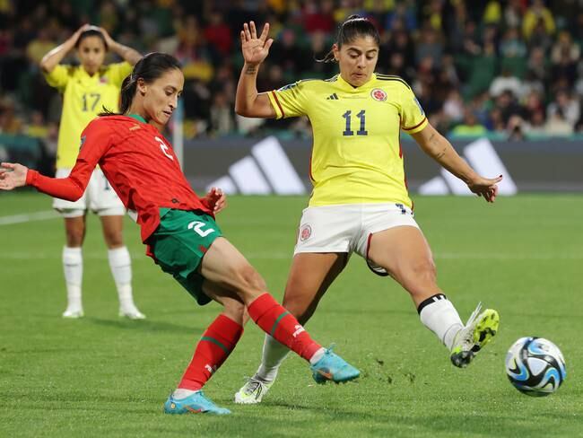 Perth (Australia), 03/08/2023.- Zineb Redouani (L) of Morocco and Catalina Usme of Colombia compete for the ball during the FIFA Women&#039;s World Cup 2023 soccer match between Morocco and Colombia at Perth Rectangular Stadium in Perth, Australia, 03 August 2023. (Mundial de Fútbol, Marruecos) EFE/EPA/RICHARD WAINWRIGHT EDITORIAL USE ONLY AUSTRALIA AND NEW ZEALAND OUT
