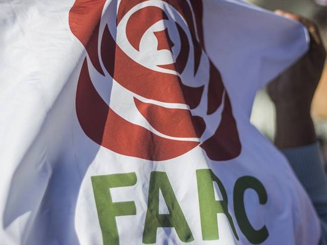Bandera del partido Farc. Foto: Daniel Garzon Herazo/NurPhoto via Getty Images
