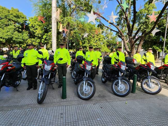 Entregan más de 40 motocicletas para labores de inteligencia policial en Córdoba. Foto: prensa Alcaldía Montería.