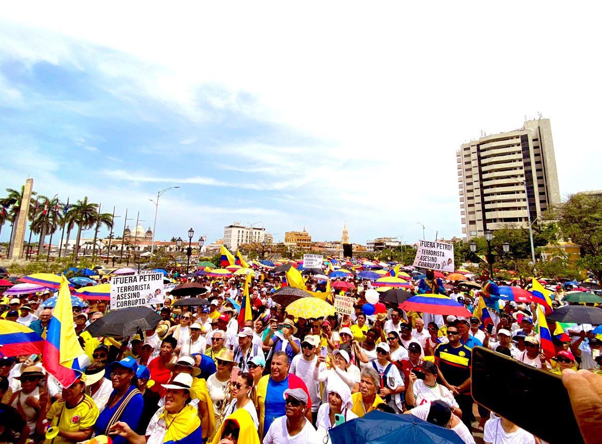 Cartagena vivó en calma la marcha contra el gobierno Petro 