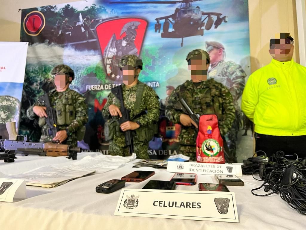 Ofensiva de FF.MM. en el sur de Bolívar: hallan depósitos con armamento del Clan del Golfo