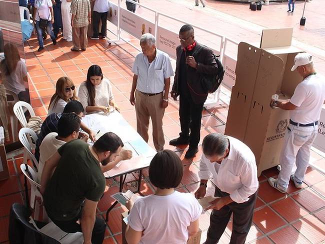 Las encuestas fueron las grandes perdedoras durante la jornada electoral. Foto: Colprensa