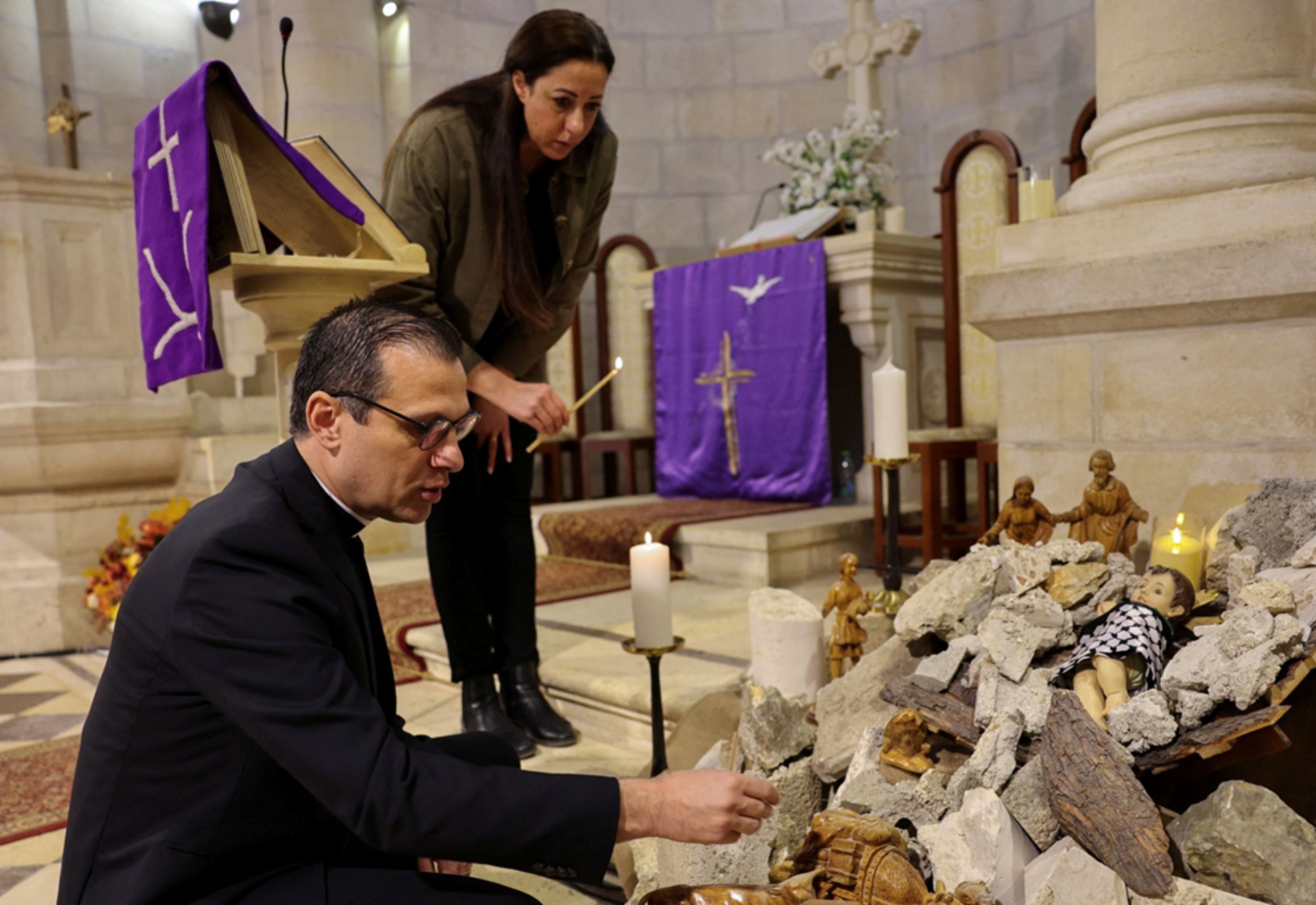“La Navidad este año será diferente, estamos rotos”: pastor palestino de iglesia en Belén