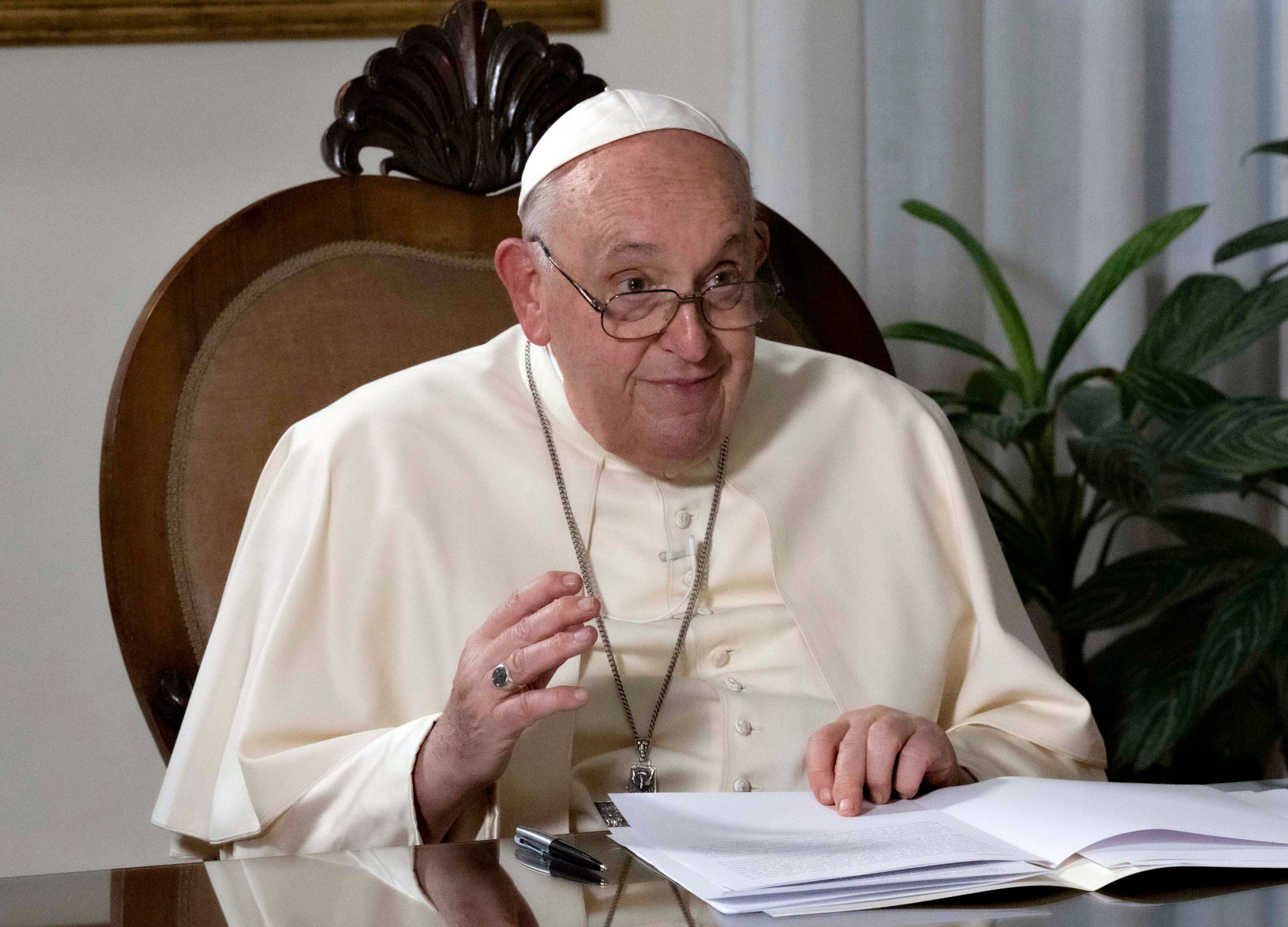 Liss Pereira y Paula Arcila, entre humoristas que se reunieron con el papa Francisco