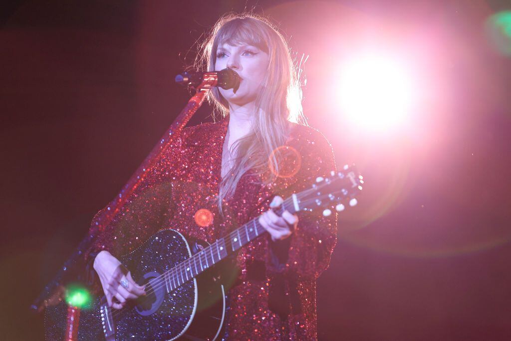 Universidad de Harvard prepara curso dedicado a Taylor Swift, ¿en qué consiste?