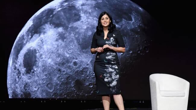 La ingeniera colombiana Diana Trujillo será una de las jefes de vuelo que supervisará el programa de la agencia espacial estadounidense NASA para regresar a la Luna. (Foto: Vivien Killilea/Getty Images for MAKERS)