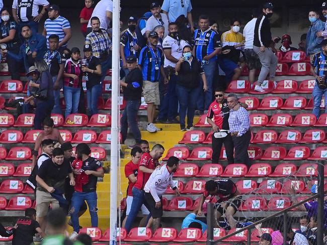 “No hubo detenidos ni seguridad en el estadio”: Primitivo Olvera sobre disturbios en partido Querétaro-Atlas