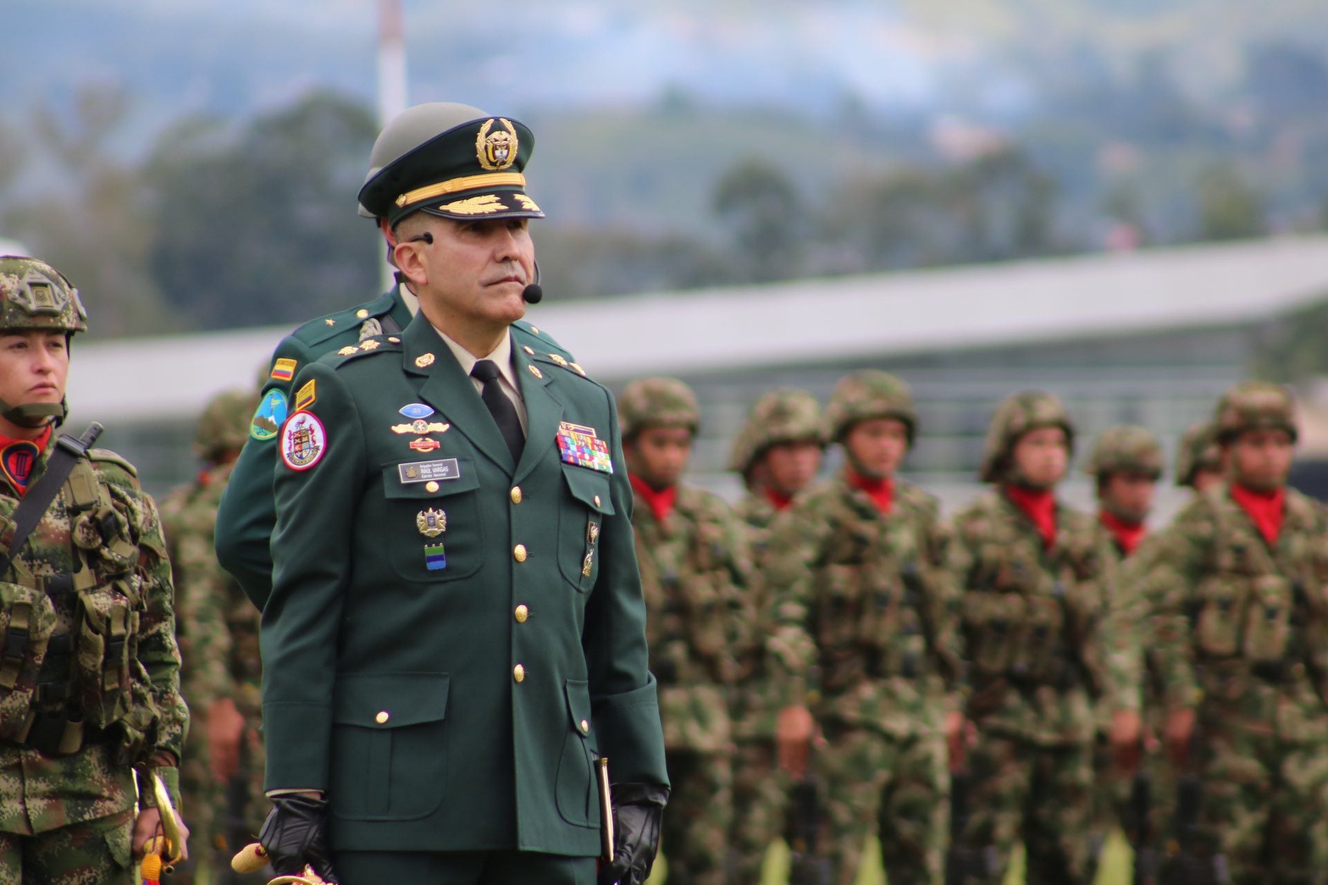General Raúl Vargas sigue ascendiendo a pesar de graves acusaciones por falsos positivos