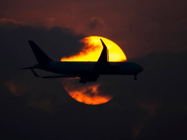 La aerolínea Viva Air hizo un llamado urgente a la toma de decisiones por parte del Gobierno. Foto: Getty Images