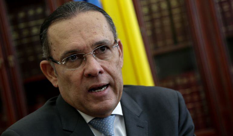 Reunión de contralores no fue con el propósito de demorar el proceso: Efraín Cepeda