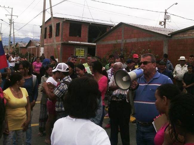 Comunidad se manifiesta para evitar la instalación de la primera PTAR en Popayán. Foto: Libardo Zambrano