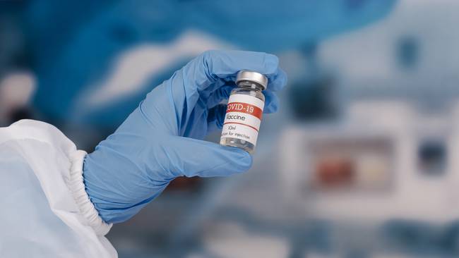 Vacunas contra el COVID-19.  Moderna anuncia buenos resultados de su vacuna modificada contra ómicron. Foto: GettyImages