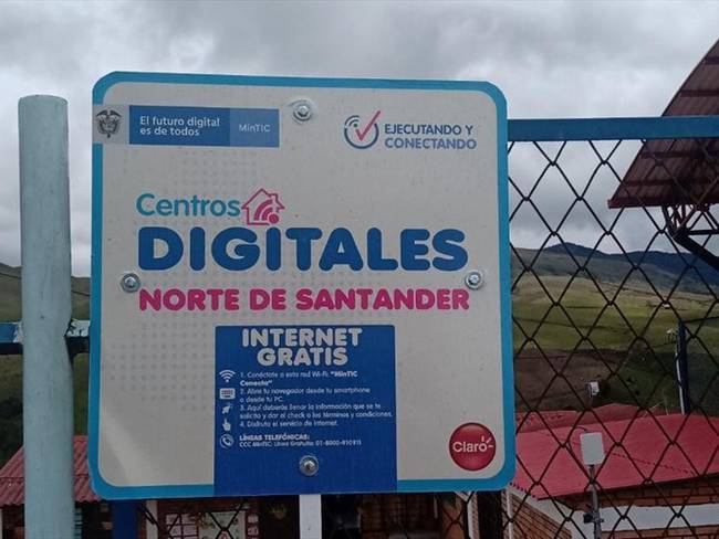 Líderes comunales y directores de escuelas rurales manifestaron en Sigue La W que la corrupción embolató el internet para los niños. . Foto: Cortesía para W Radio