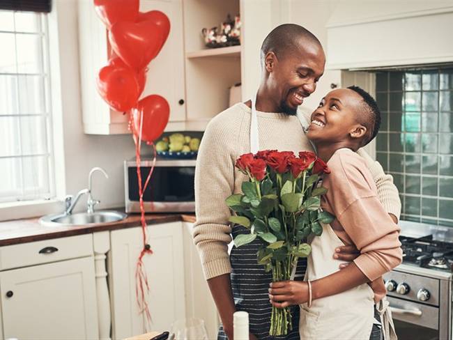 Cita perfecta con su pareja para celebrar el amor. Foto: Getty Images
