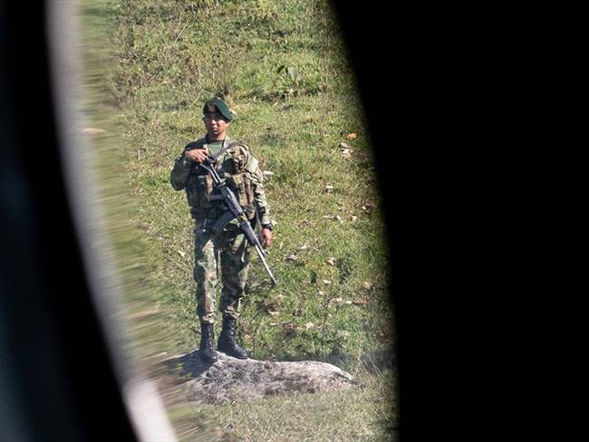 Soldados en retiro como Wilson Benavides, quien padeció la toma de Miraflores hace 23 años, solicitaron que se les incluya en alguna de esas curules. Foto: Getty Images / FABIAN SOMMER