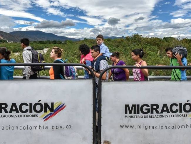 Las autoridades departamentales han advertido acerca de las restricciones que existen en otros departamentos y países hacia los migrantes venezolanos. Foto: Getty Images