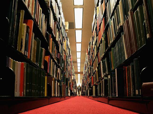 El formato de la lectura es lo de menos, ya sea digital o físico, lo importante es leer: Álvaro Castillo. Foto: Getty Images