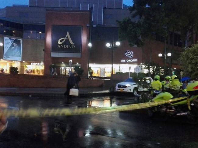 Explosión en centro comercial Andino deja una persona muerta y cinco heridas. Foto: Colprensa - Álvaro Tavera