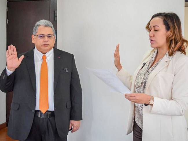 Ulahy Beltrán y la ministra de Salud, Carolina Corcho. Foto: Cortesía.