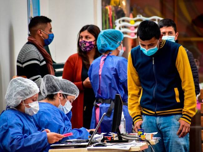 Advierten que Bogotá se quedará sin vacunas en tres días . Foto: Getty Images