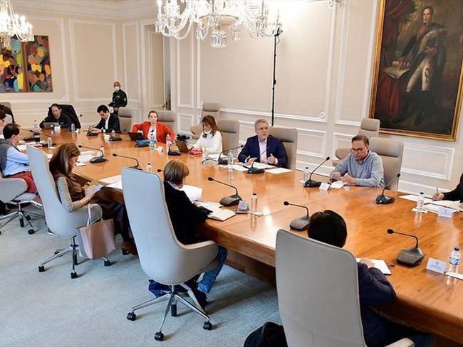 El presidente, Iván Duque y los ministros, explicaron las medidas que regirán durante los 19 días de aislamiento.. Foto: Colprensa
