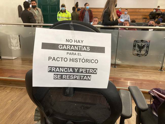 Polémica en Bogotá: concejal dice que Petro y Francia Márquez son los candidatos del ELN y las Farc