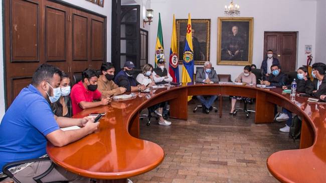 En el encuentro realizado en la Alcaldía Municipal se logró el acuerdo . Foto: Alcaldía de Popayán