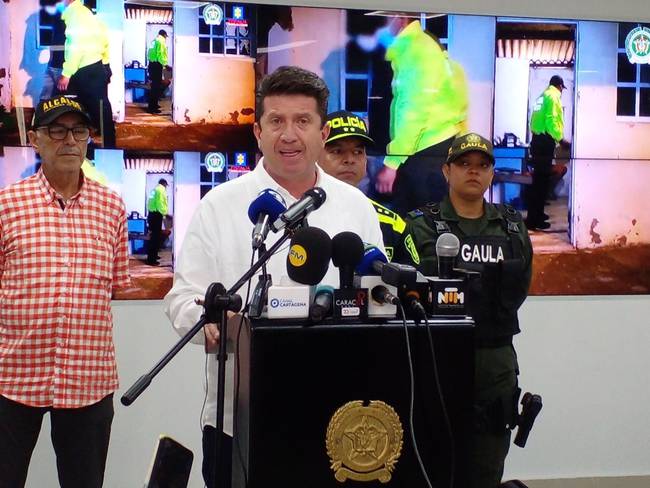 El alcalde William Dau y el ministro Molano se reunieron tras una rueda de prensa en la capital de Bolívar. Crédito: Cortesía.