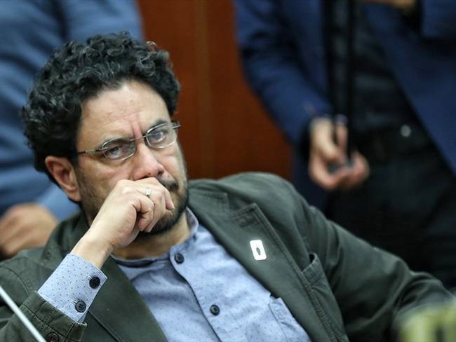 El senador Iván Cepeda denunció ante la Fiscalía a Néstor Humberto Martínez. Foto: Colprensa