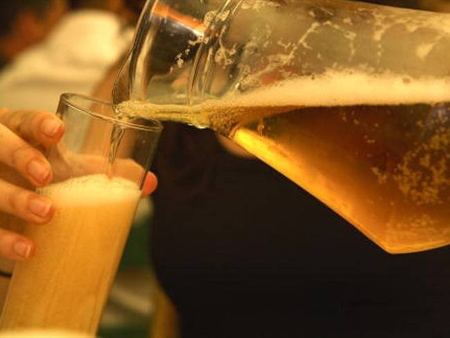 Zipaquirá prohíbe consumo de bebidas alcohólicas en espacios públicos. Foto: Colprensa