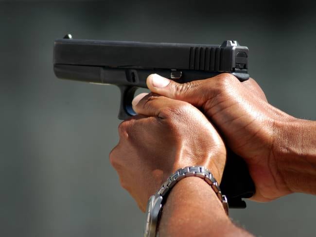 Imagen de referencia de un arma. Foto: Getty Images.