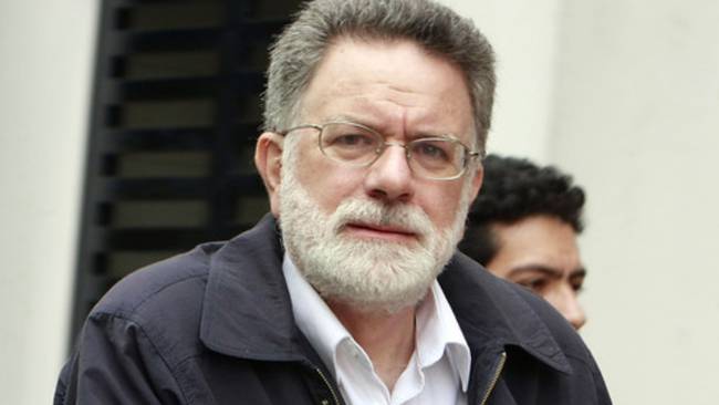 La Fiscalía imputó cargos contra Luis Carlos Restrepo, excomisionado de Paz, por la falsa desmovilización del Bloque Cacica La Gaitana de las Farc