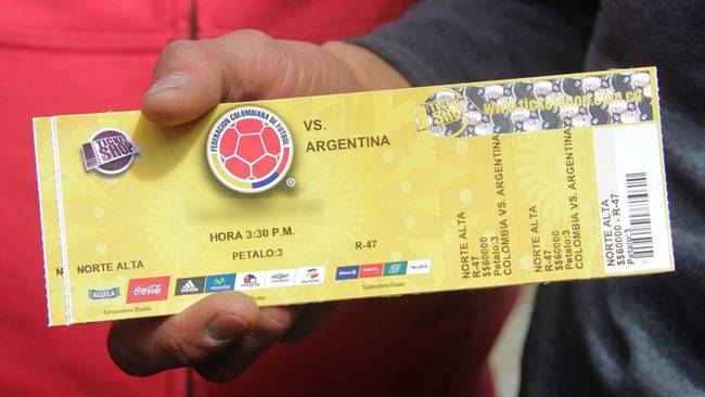 Esta sanción cae sobre la Federación Colombiana de Fútbol, que deberá pagar una multa de $16.016 millones; TuTicketYa.com, con una sanción de $45 millones; y 15 personas naturales. Foto: Colprensa
