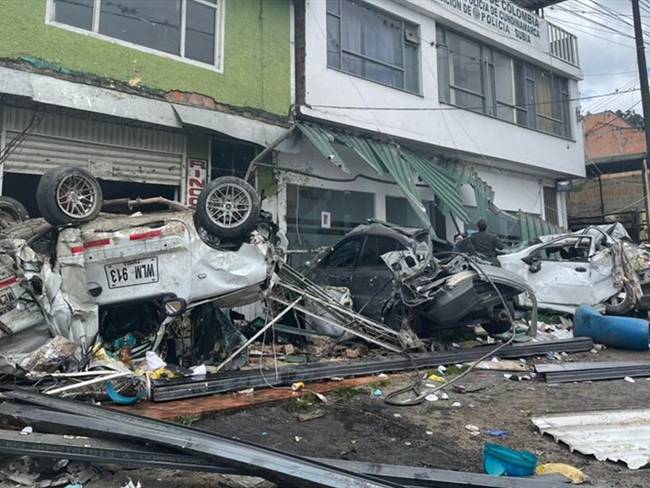 Grave accidente en vía Bogotá-Girardot.. Foto: Bomberos Cundinamarca.