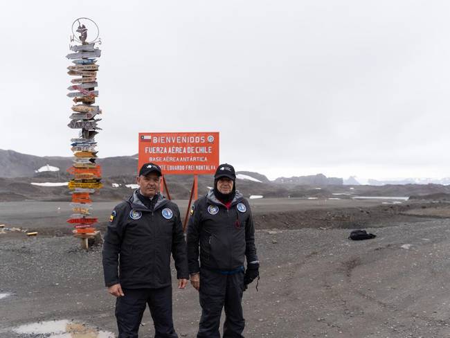 El canciller Álvaro Leyva visitó a la Antártida. Foto: Cortesía Cancillería.