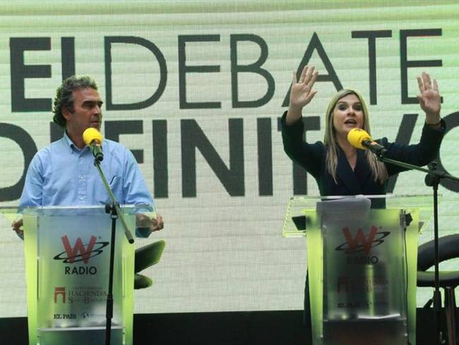 Vea el Facebook Live del debate definitivo con Sergio Fajardo. Foto: La W con Vicky Dávila