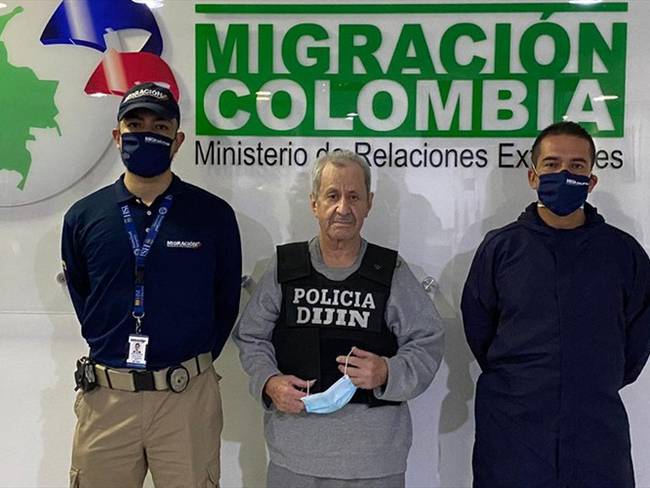 El exjefe paramilitar Hernán Giraldo Serna ya está en Colombia. Foto: Migración Colombia